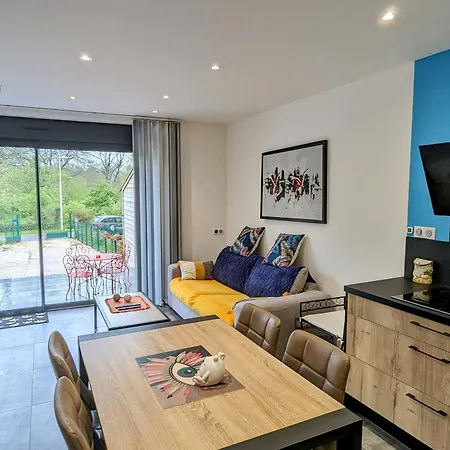 Renove Avec Terrasse Ensoleillee Et Parking A - Fr-1-585-136 * Pierrefitte-sur-Aire